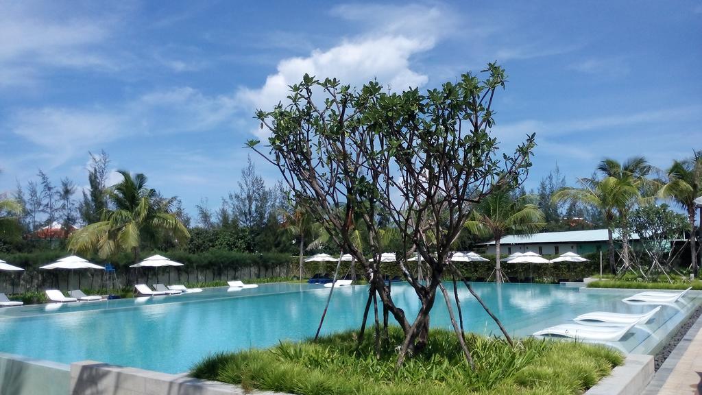 Ocean Apartment Spa & Golf Danang Exterior foto