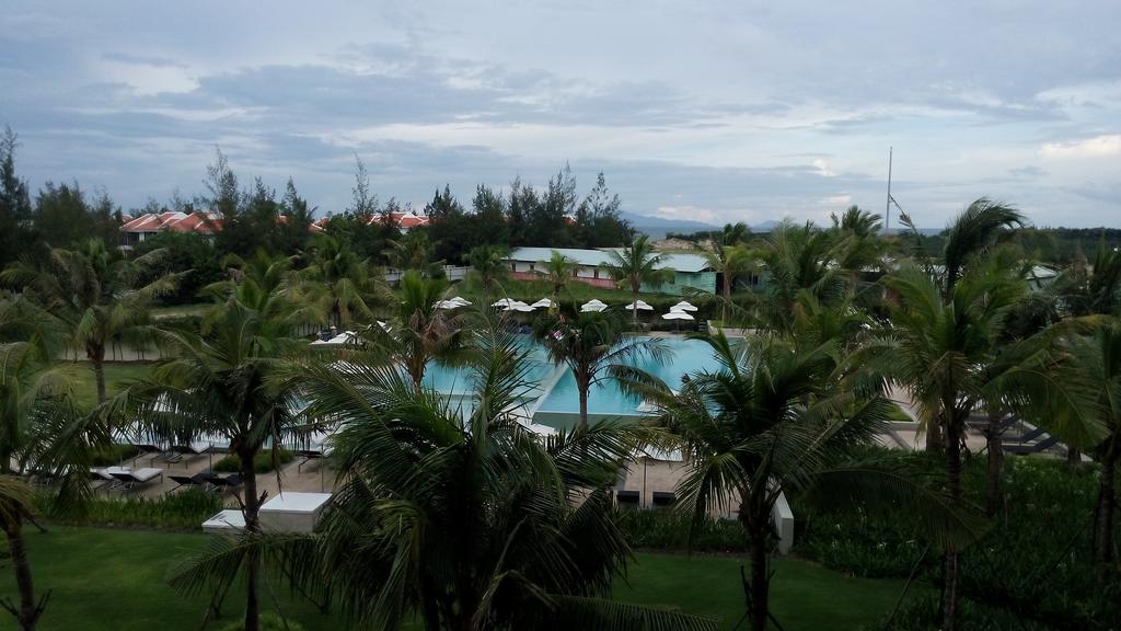 Ocean Apartment Spa & Golf Danang Exterior foto